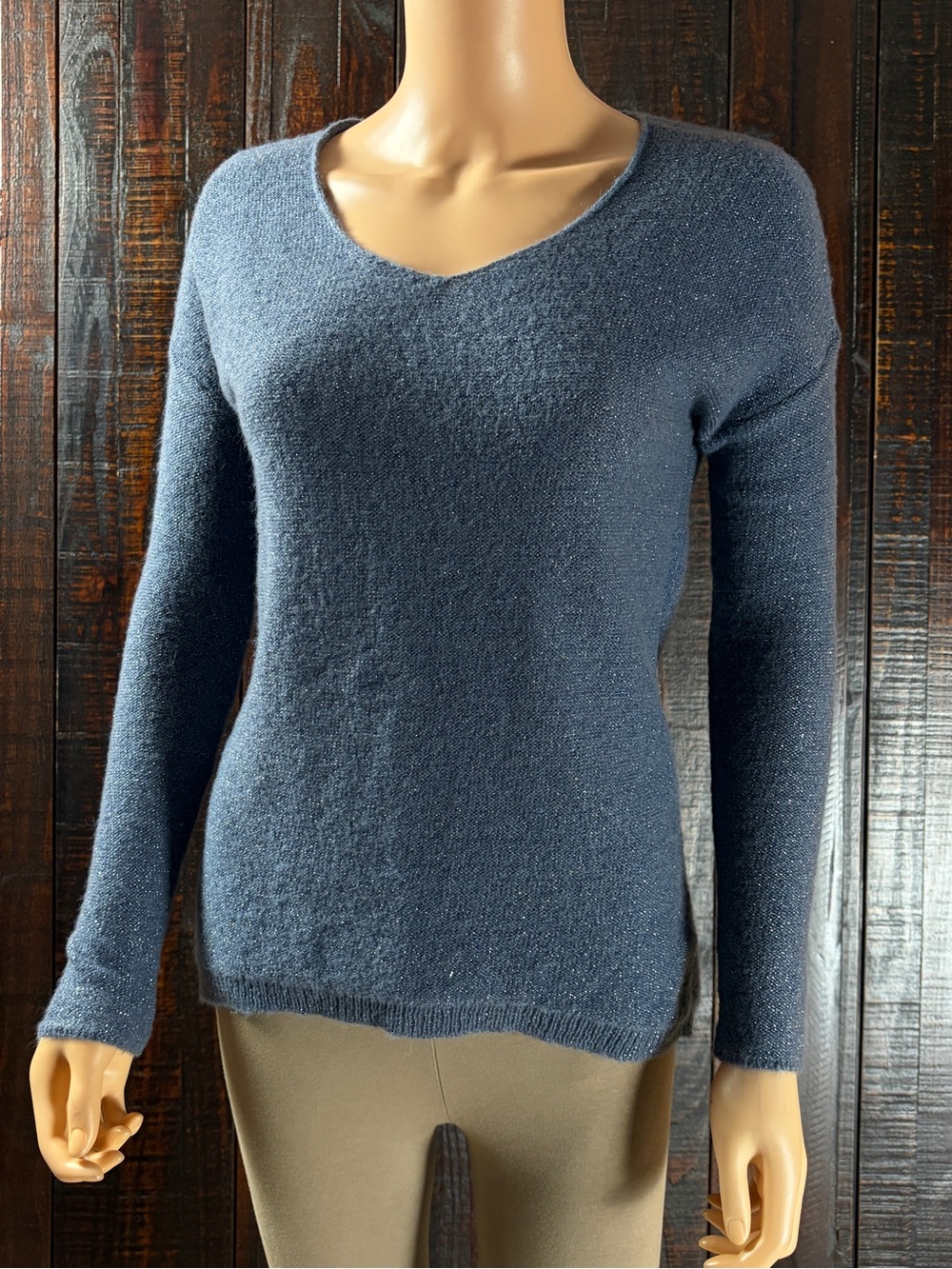 Gap Women’s Blue Metallic V-Neck Sweater - XS